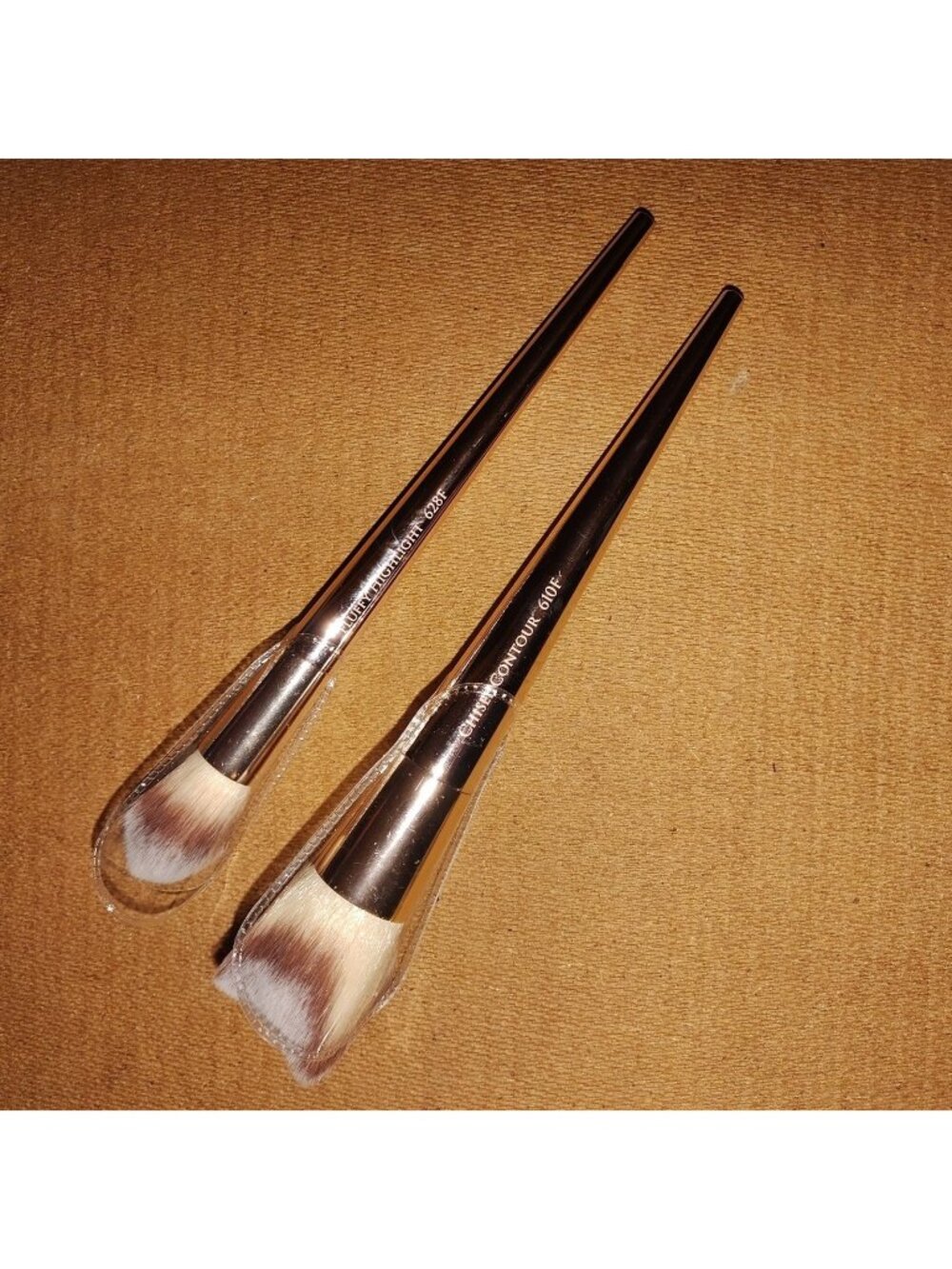 Set Of 2 Real Techniques Point Makeup Brushes Contour & Highlight Soft Bristles